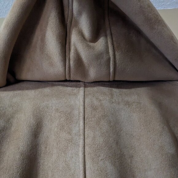 Like new Sheepskin look jacket - Picture 3 of 5